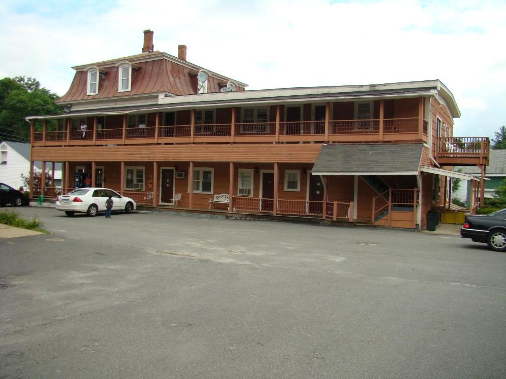 All Seasons Motel Ludlow Extérieur photo