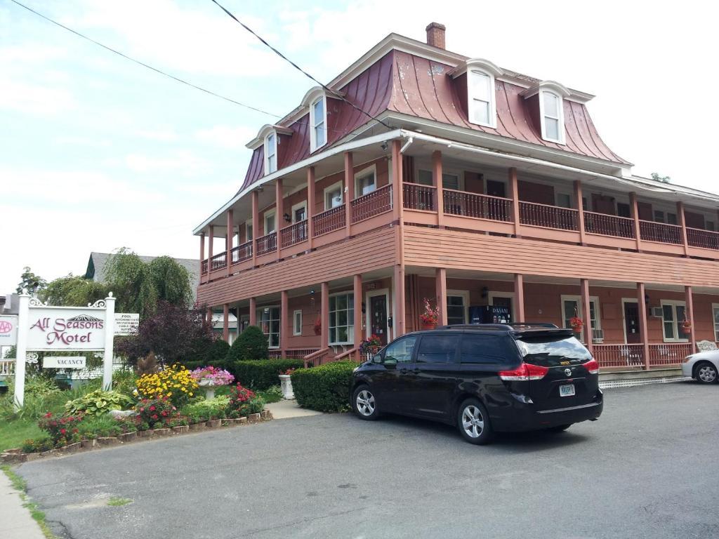 All Seasons Motel Ludlow Extérieur photo