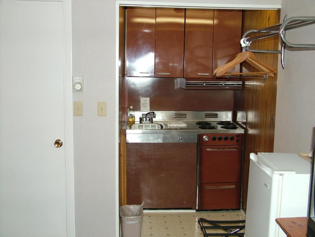 All Seasons Motel Ludlow Extérieur photo