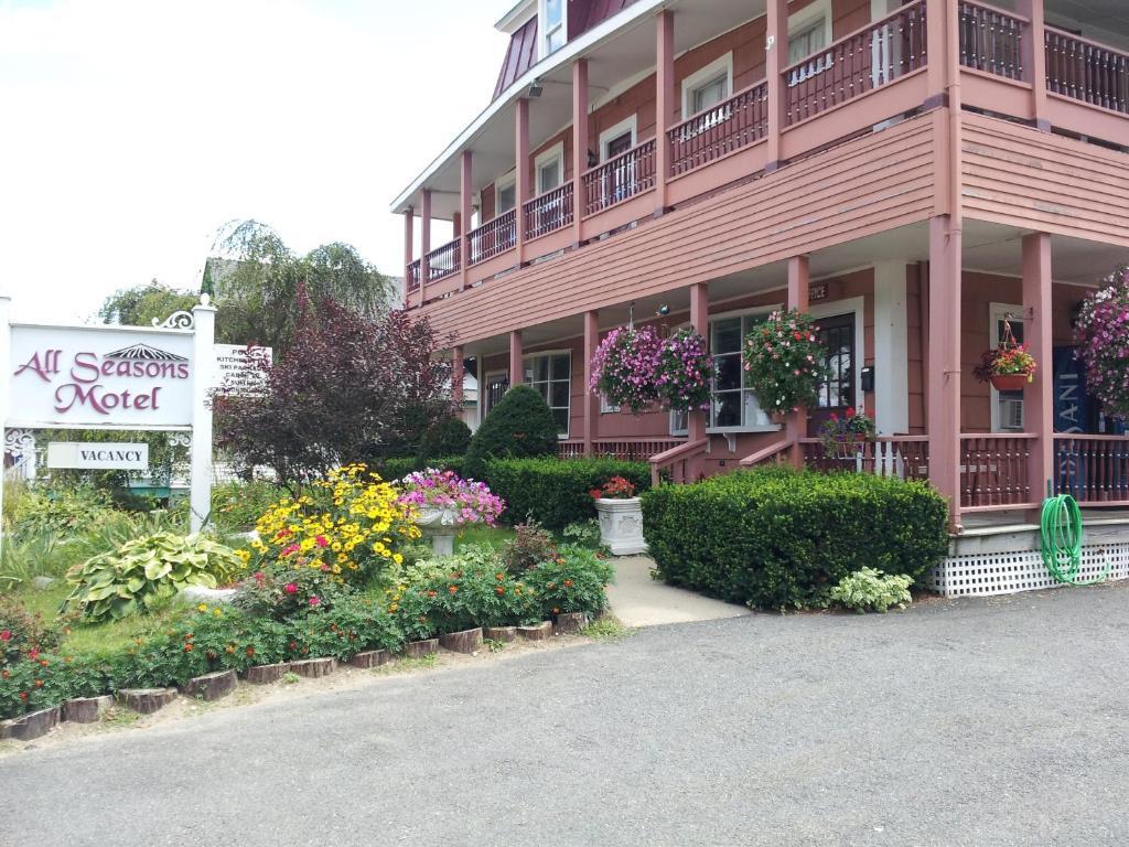 All Seasons Motel Ludlow Extérieur photo