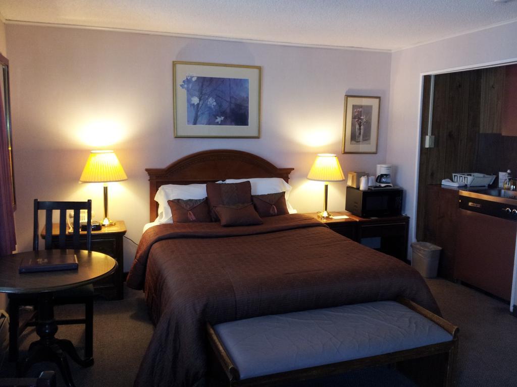 All Seasons Motel Ludlow Extérieur photo